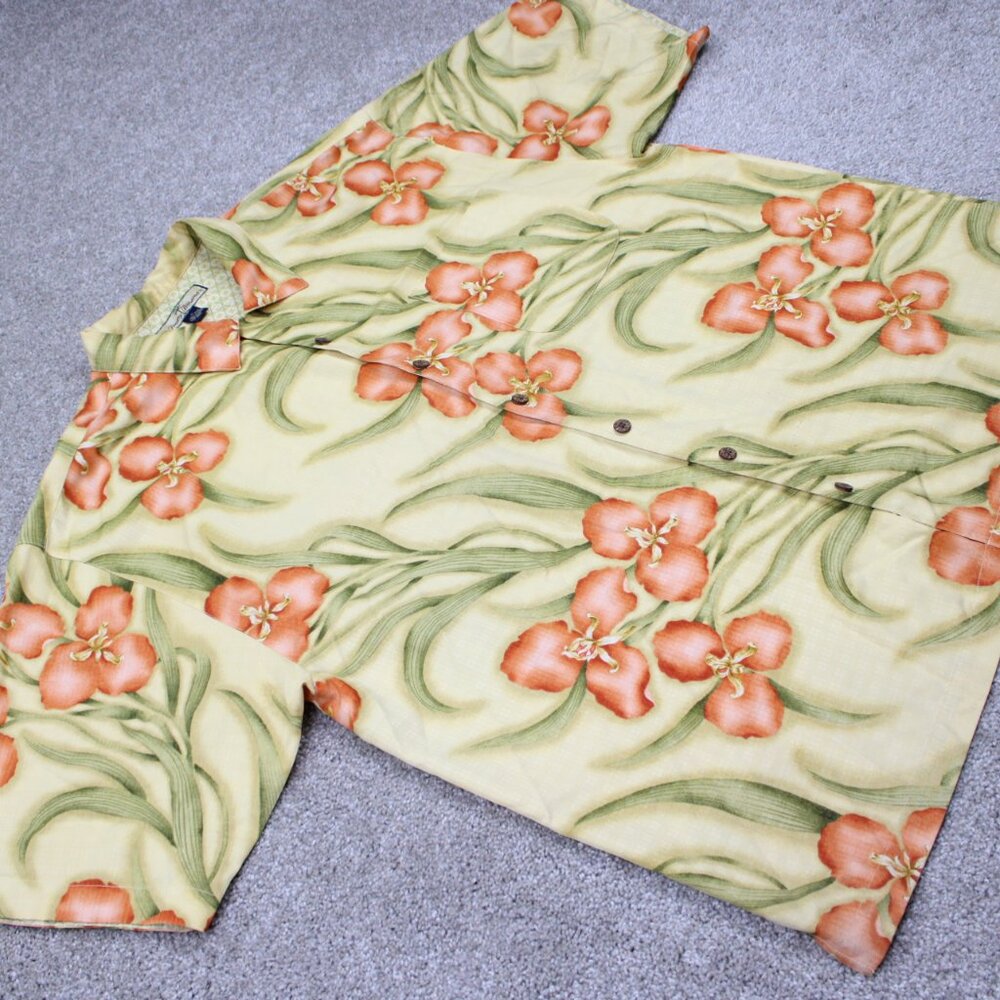 Tommy Bahama‎ Camp Shirt Adult XL Loop Collar Yellow Floral Silk S/S Button Up - Picture 6 of 12